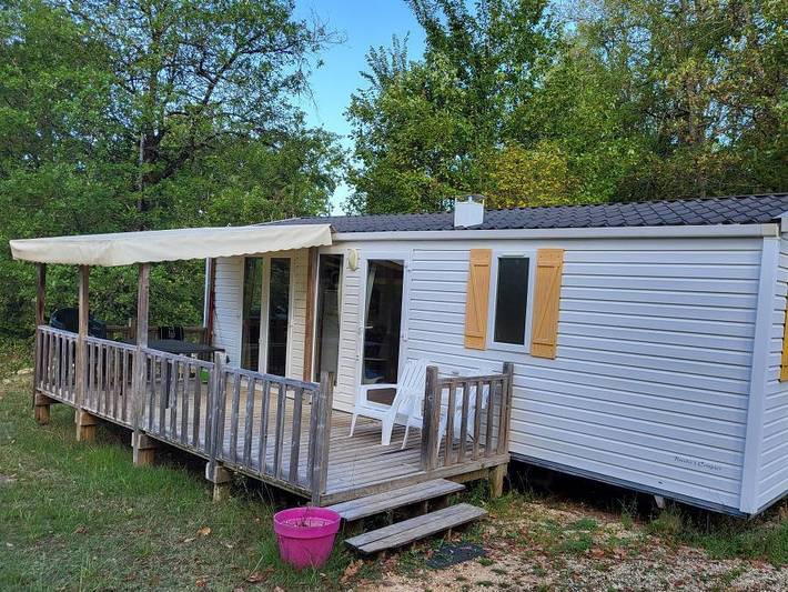 Camping pour 6 personnes, avec bassin pour enfant, animaux acceptés dans le Lot-et-Garonne - 2