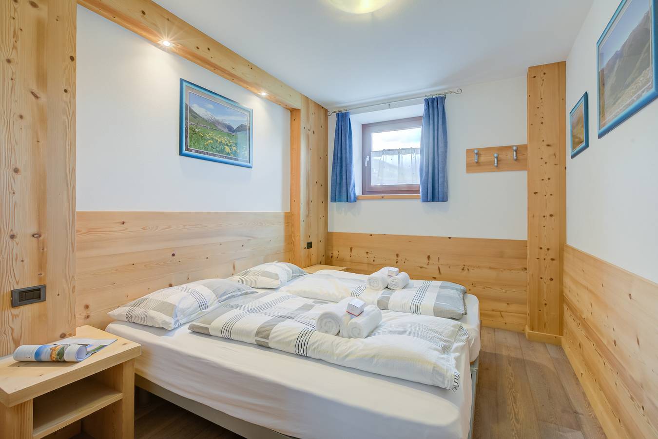 Geheel appartement, Italia 2 Ski in-Ski out 50m in Livigno (Town), Livigno