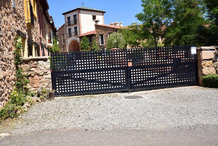 Casa rural para 5 personas, con Terraza y Jardín además de Piscina para niños y Piscina en Villanueva de Viver - 4