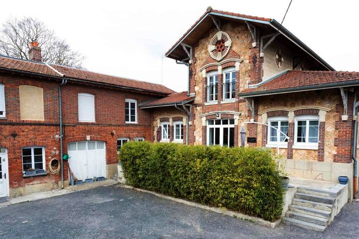 Location de vacances pour 10 personnes, avec terrasse et vue, animaux acceptés à Vinay - 4