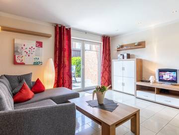 Strandhaus für 4 Personen, mit Terrasse und Garten in Boltenhagen