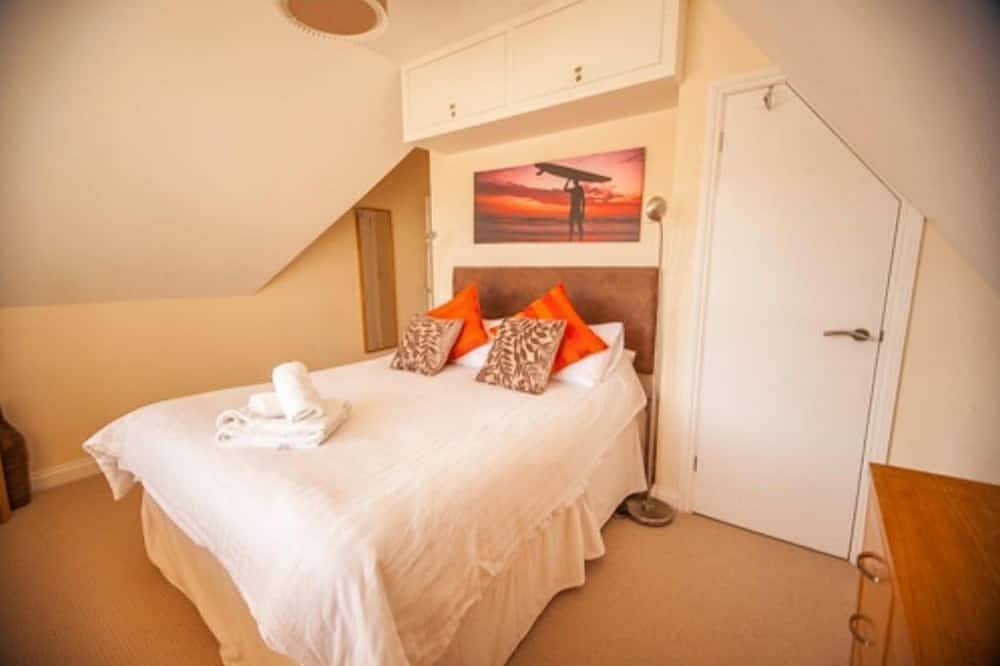 Entire apartment, Lovely 2 bed apartment opposite main beach on Esplanade with fab seaviews ! in Woolacombe, Devon