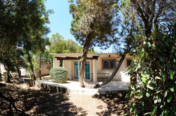 Parc de vacances pour 4 personnes, avec sauna ainsi que piscine et jardin en Corse - 4