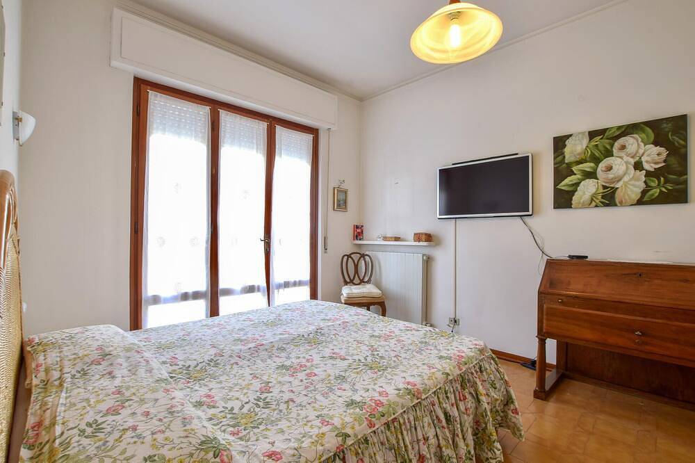 2 bedroom stunning home in Lido di Camaiore in Lido di Camaiore, Camaiore (Toscana)