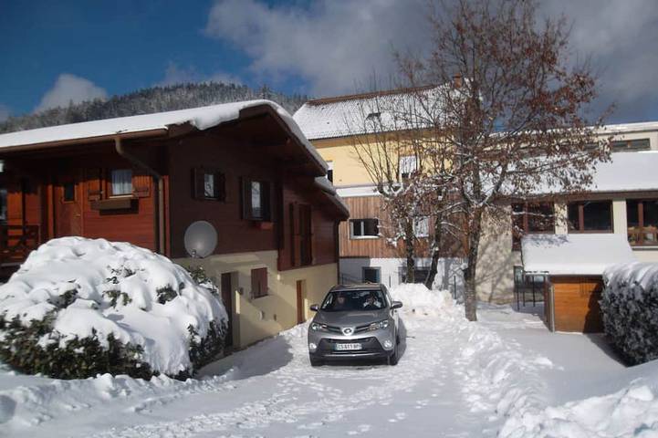Chalet für 6 Personen, mit Terrasse und Garten - 1