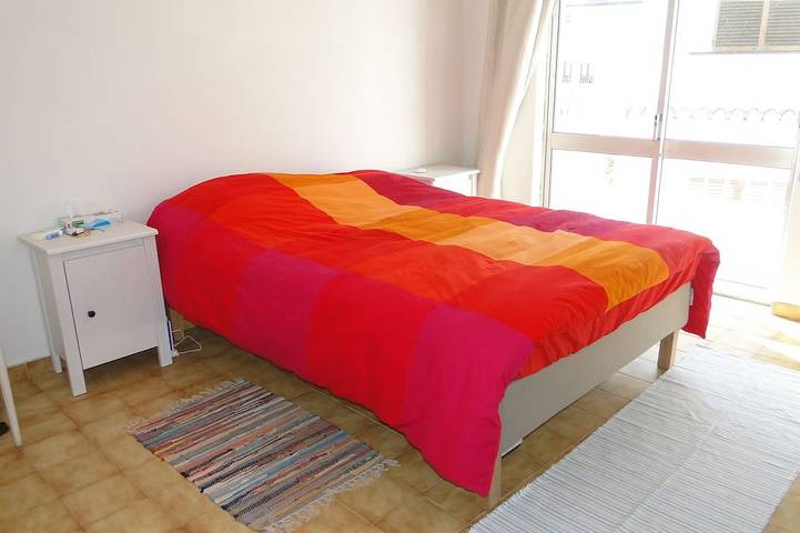 Modernes Haus in der Innenstadt Portimao, Balkone, Terrasse, Innenhof und Garage in Portimão, Faro Distrikt