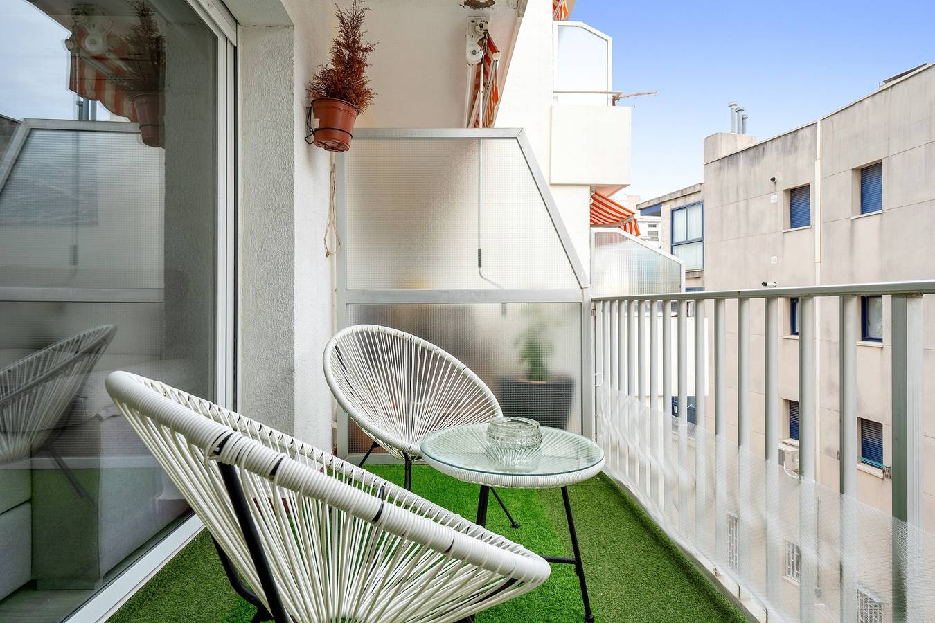 Apartamento entero, Apartamento 'Duplex Center' con balcón, Wi-Fi y aire acondicionado in Calafell, Costa Dorada