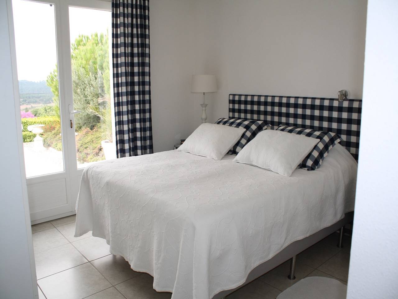 Villa für 8 Personen mit Garten in Félines-Minervois, Béziers und Umgebung