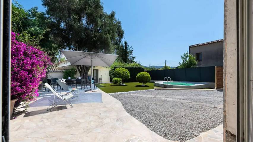 Gîte pour 9 personnes, avec Jardin et Piscine à Le Cannet - 3