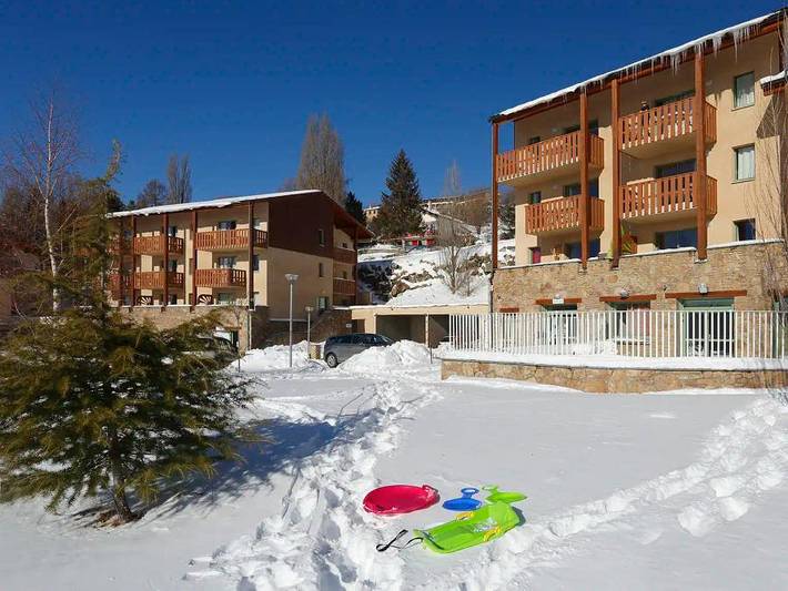 Résidence Goélia Les Chalets du Belvedere - Appartement 4 personnes - G/365_2 Pieces 4 Personnes in Font-Romeu-Odeillo-Via, Parc naturel régional des Pyrénées catalanes
