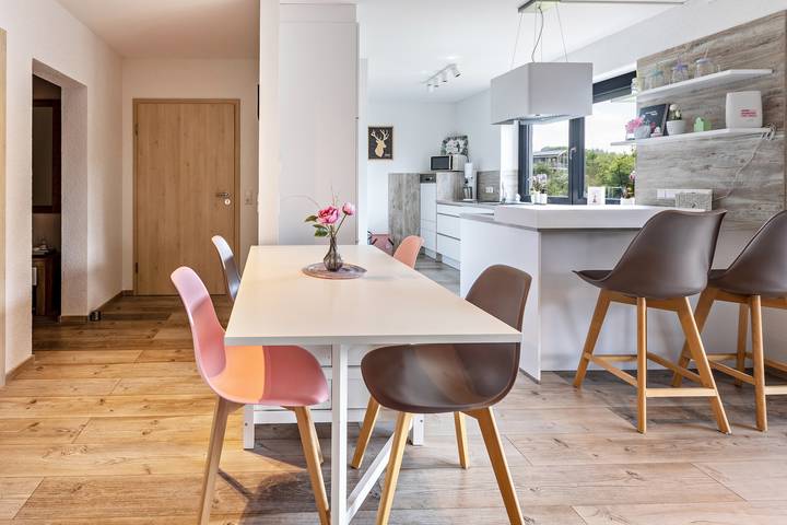 Appartement entier, Appartement "Am Oberen Bühl" avec jardin partagé et Wi-Fi in Furtwangen town, Furtwangen