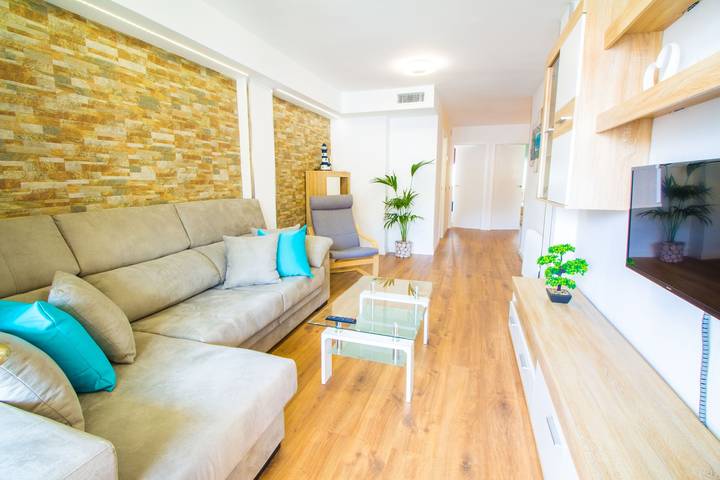 Holiday apartment for 4 people, with balcony and pool - 1
