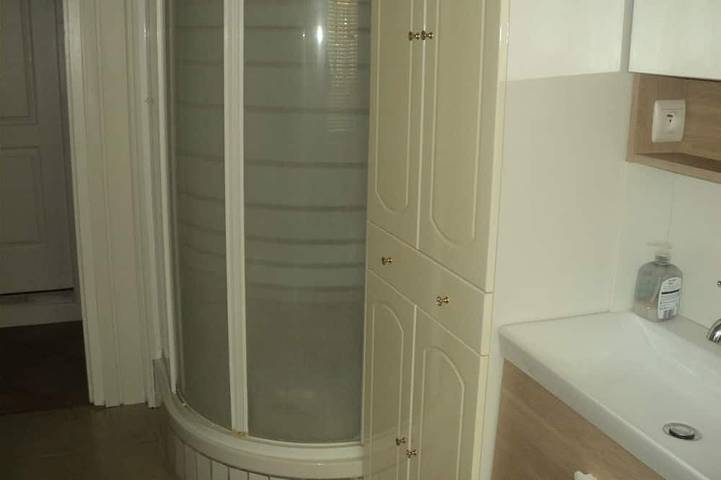 Gîte pour 5 personnes, avec terrasse à Saint-Xandre - 4