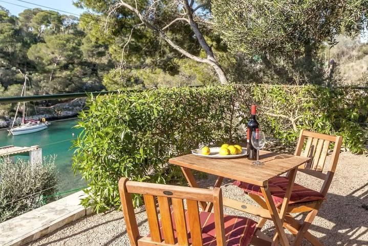 Apartamento para 6 personas, con jardín en Cala Figuera