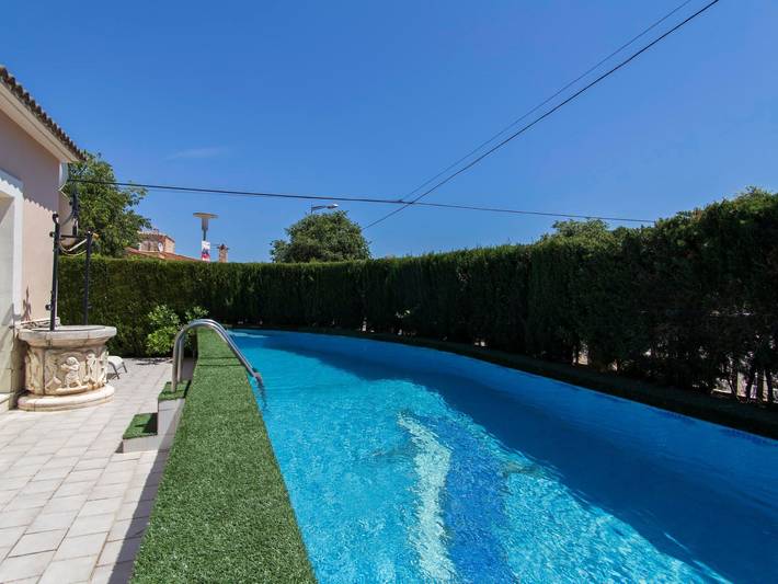 Casa de vacaciones para 6 personas, con terraza además de piscina y jardín - 1