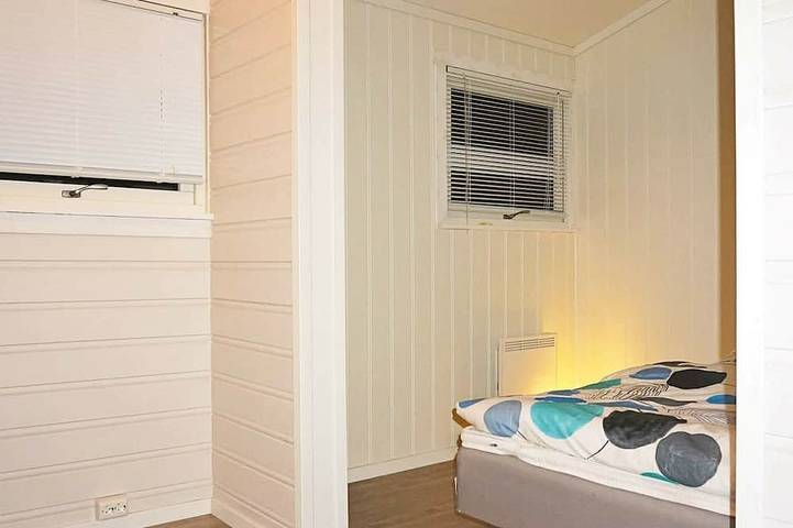 Ferienhaus für 4 Personen, mit Terrasse in Austrheim - 3