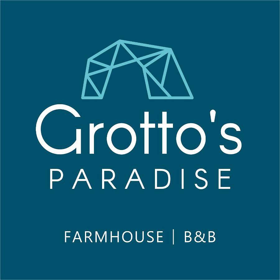 Grotto's Paradise B&B in Gharb, Gozo