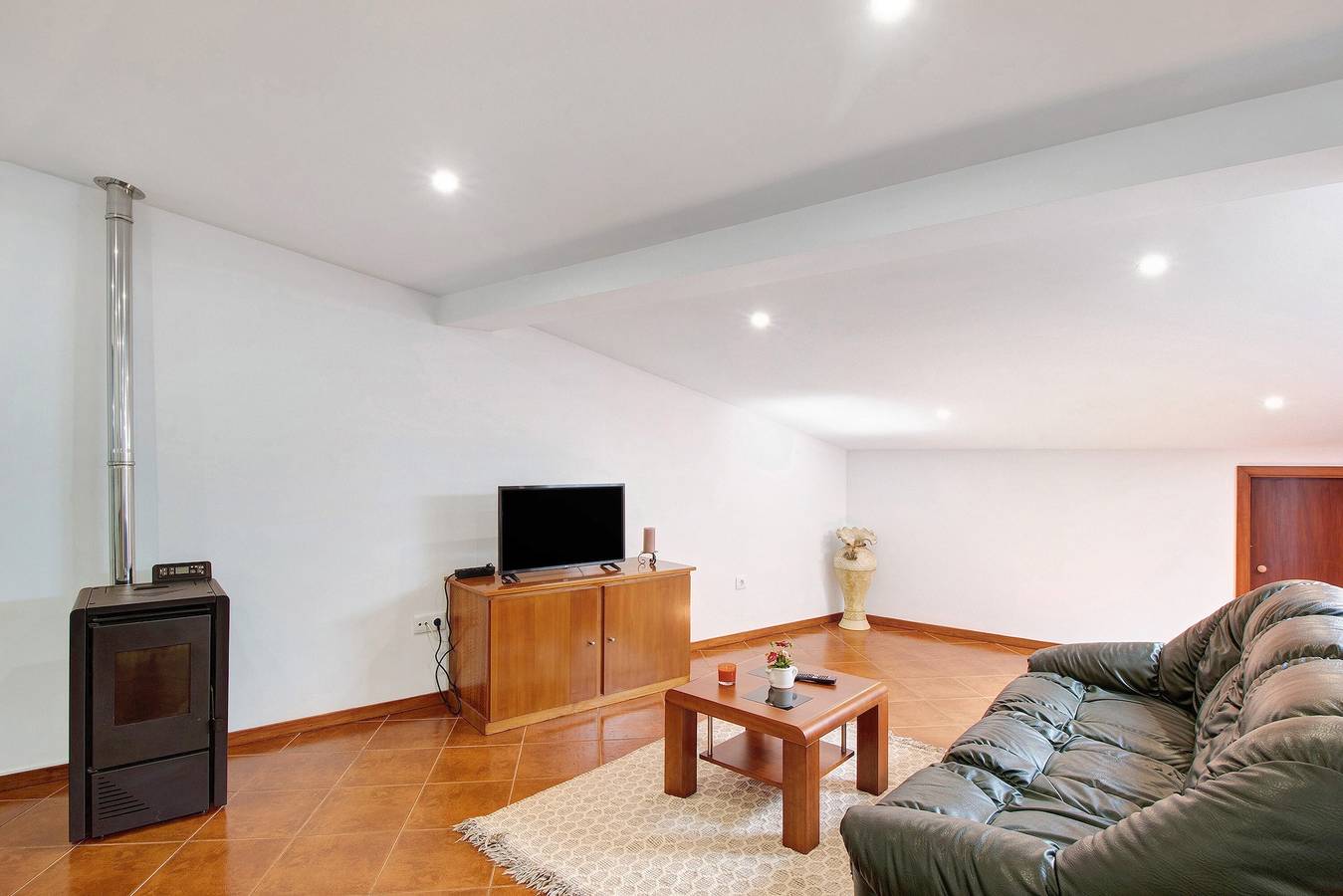 Entire apartment, Apartment 'Bellaë Holiday - California' with Shared Terrace, Shared Garden and Wi-Fi in Apúlia, Parque Natural do Litoral Norte