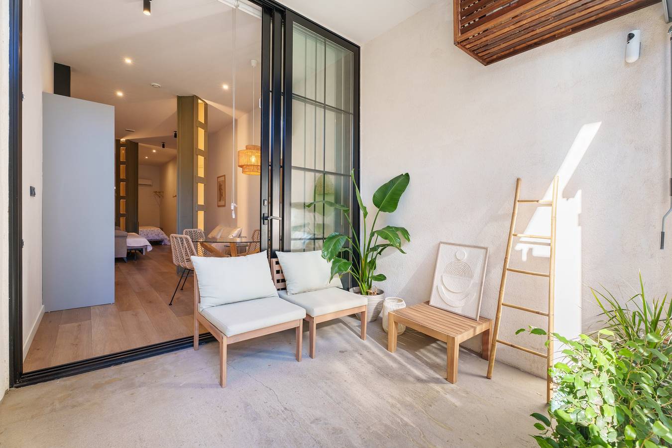 Ganze Wohnung, Apartment 'Mestalla Flats Rut' mit privater Terrasse, Wlan und Klimaanlage in Valencia, Costa de Valencia