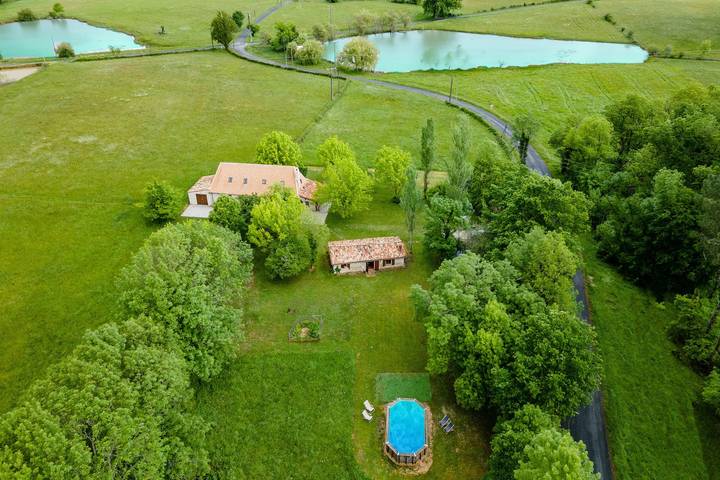 Maison de vacances pour 10 personnes, avec jardin, animaux acceptés en Dordogne