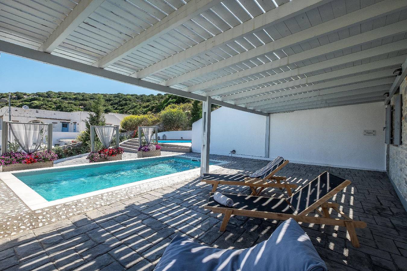 Schöne Villa Thetis mit eigenem Pool in Paros