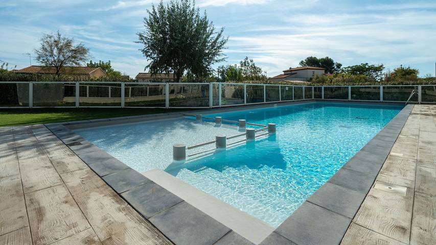 Ferienhaus für 9 Personen, mit Pool und Garten, mit Haustier in Sérignan