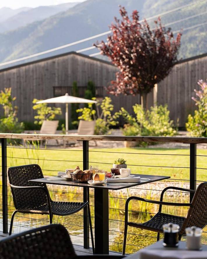 Chalet für 2 Personen, mit Terrasse und Whirlpool sowie Garten und Pool im Vinschgau - 3