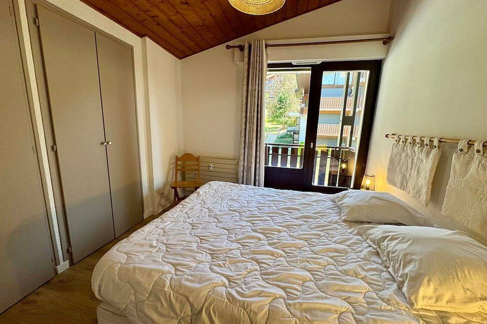 Appartement entier, Duplex 2 chambres au centre du village, proche pistes de ski, parking inclus, La Clusaz in La Clusaz, Région d'Annecy