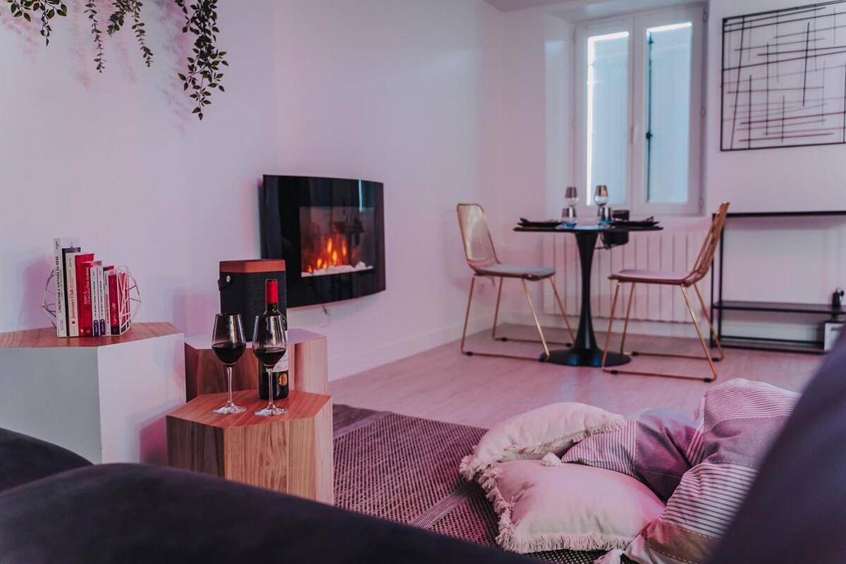 L'Escapade de Monica - Avec son jacuzzi privatif in Le Vézier, Marne