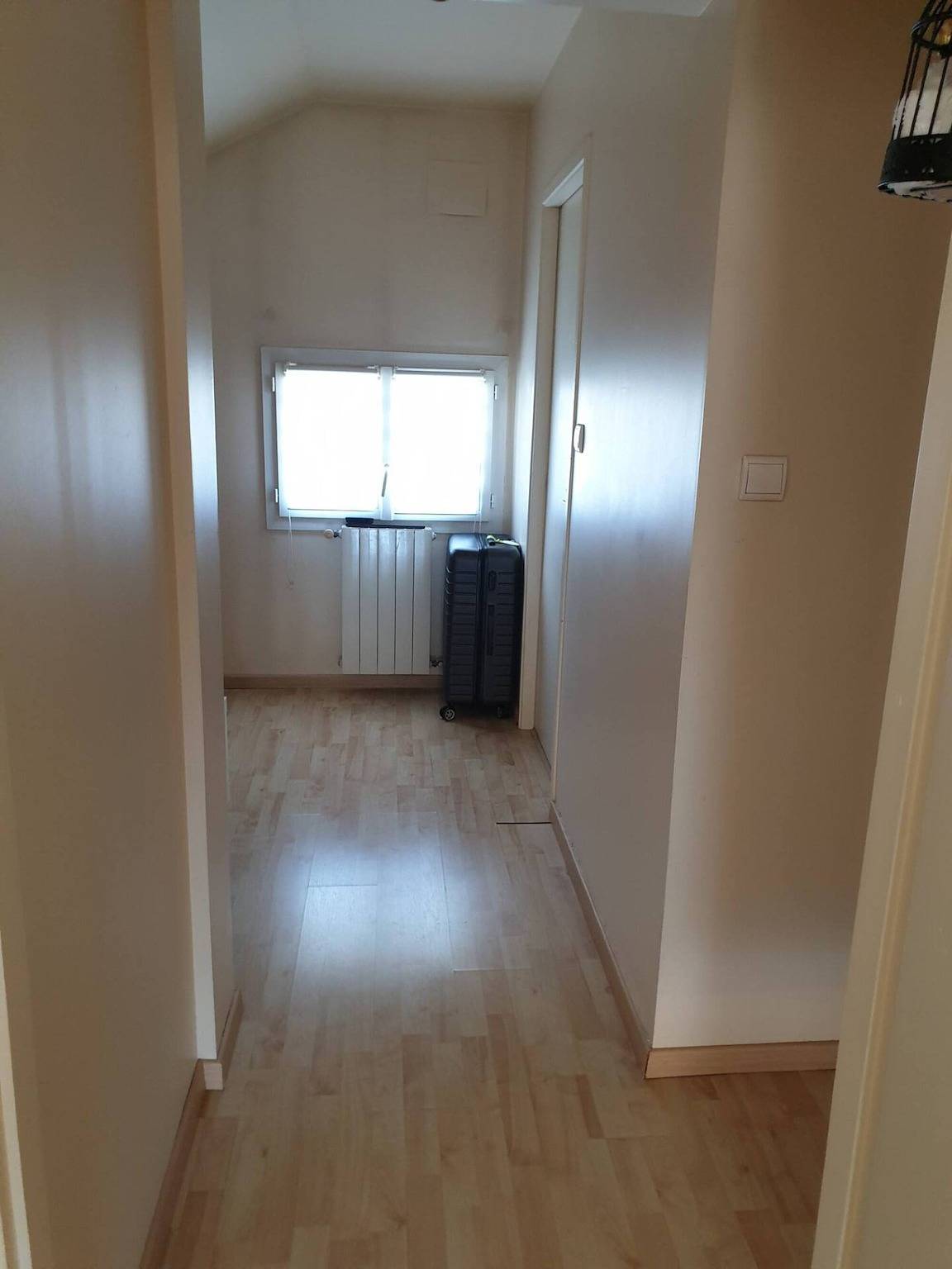 Gästehaus 'Chambre D'hôtes 2 Prs Avec Balcon' mit Bergblick, Gemeinschaftsterrasse und Wi-Fi in Lourdes, Hautes-Pyrénées