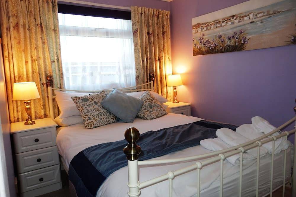 Sundial Chalet. 2 bedroom 4 person Chalet in Dartmouth, Devon