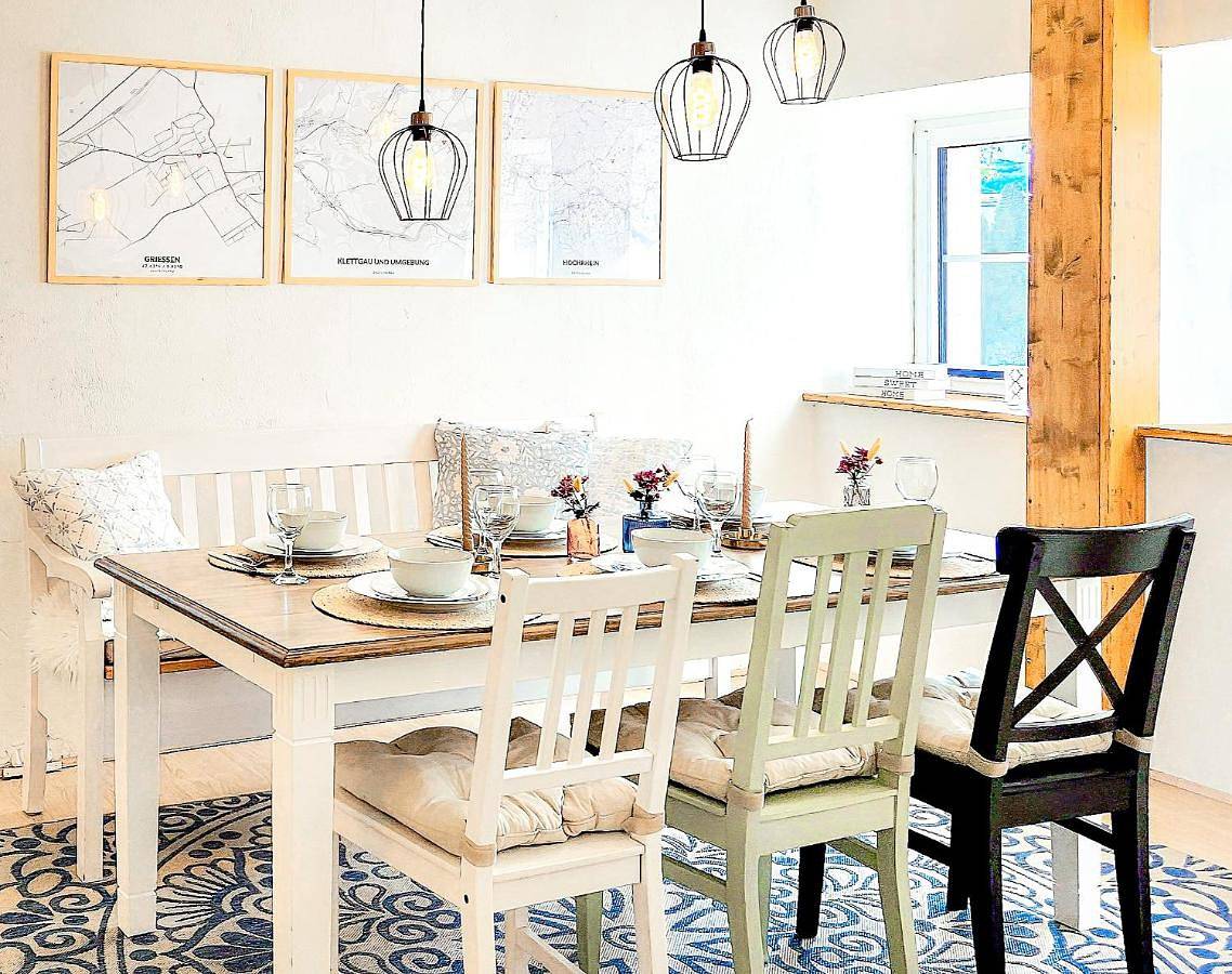 Appartement entier, Apartment Südwind - Beautiful premium apartment with 2 bedrooms near Rhine Falls & Zurich Airport in Klettgau in Klettgau, Hautes Forêts-Noires