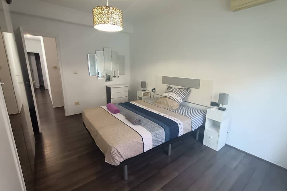 Entire apartment, Appartement Spacieux , 600m de la Plage Situation Centre Villa à Coté Tramway in Playa Carrer La Mar, el Campello