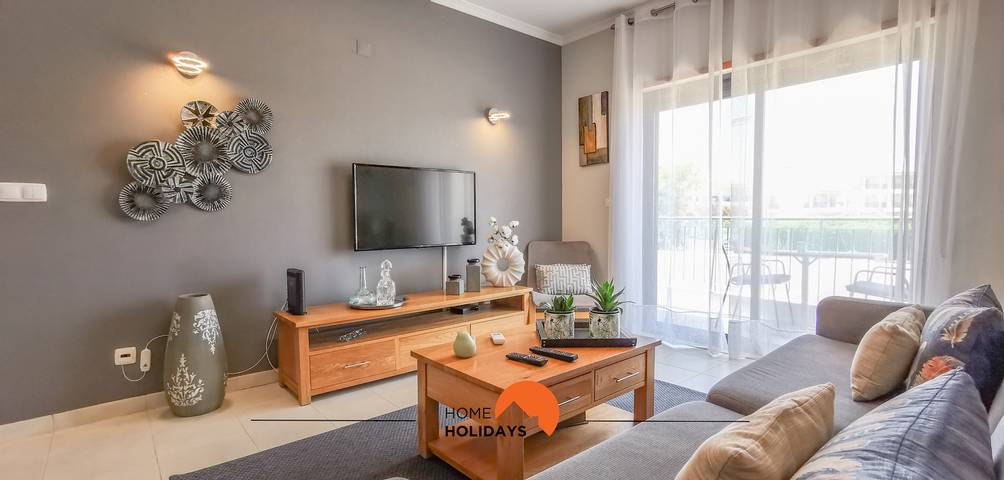 Gîte pour 4 personnes, avec bassin pour enfant et balcon, adapté aux familles dans Roja Pe - 4