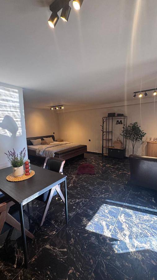 Ferienwohnung für 2 Personen, mit Sauna und Garten sowie Whirlpool in Bullay