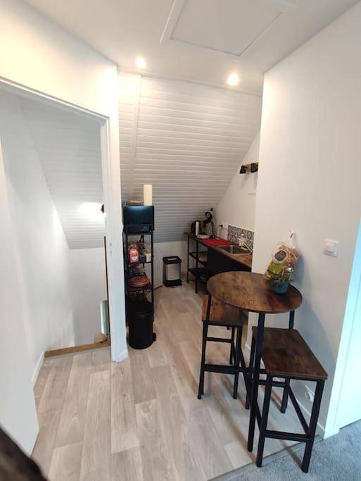 Gîte pour 2 personnes, avec jardin à Argol - 3