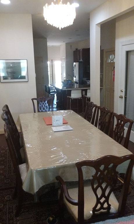 Vacation rental for 12 people, with yard and balcony in Capitol Hill