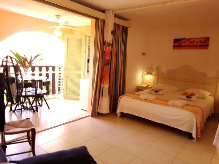 Gîte pour 4 personnes, avec jardin et vue dans Anse Caritan - 4