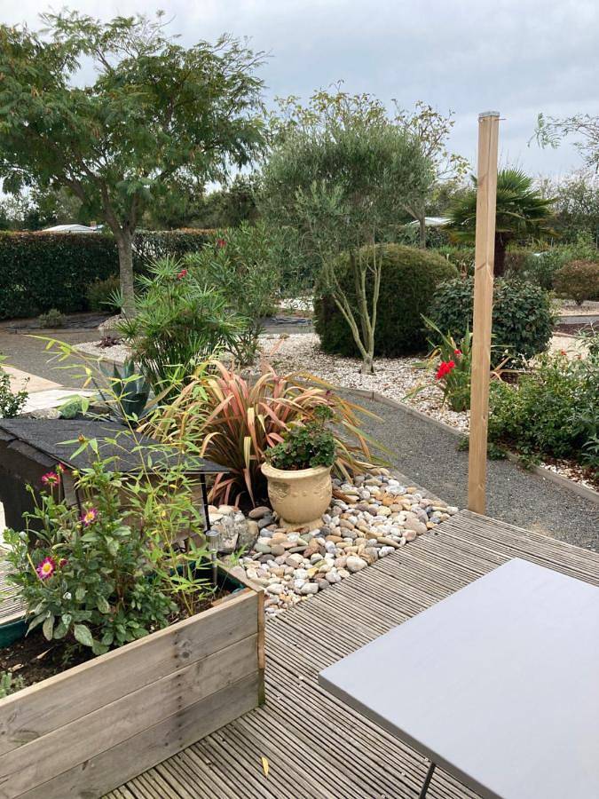 Gîte pour 2 personnes, avec jardin à La Chaize-Giraud