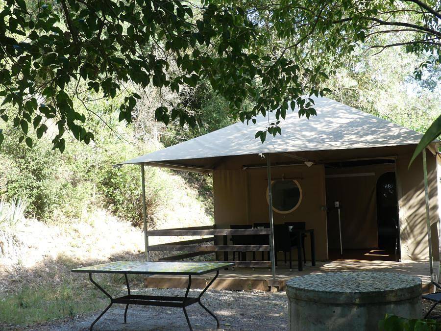 Camping de Montolieu - Bungalowzelt 4 personen - Insolite Essentiel 2 Schlafzimmer, Küche und Duschraum in Montolieu, Carcassonne und Umgebung