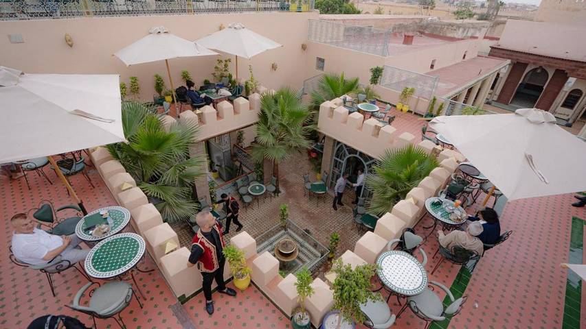 Riad pour 4 personnes, avec terrasse, animaux acceptés