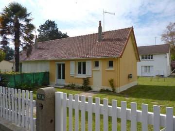 Gîte pour 4 personnes, avec jardin dans Denneville Plage