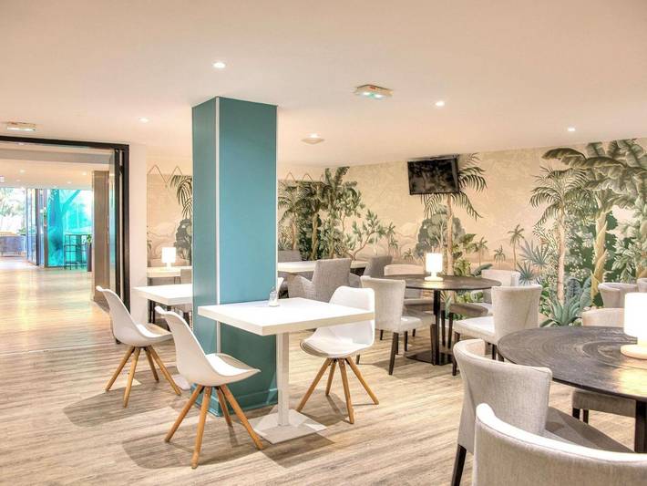 Hôtel pour 2 personnes, avec jacuzzi ainsi que piscine et sauna à Neydens - 3