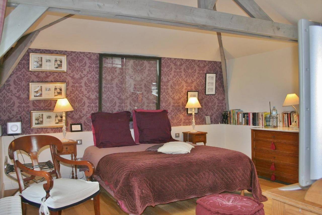 Deluxe Double Room with Shower-Figuier in Berville-sur-Mer, Région de Bernay