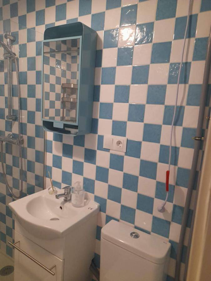 Ganze Wohnung, Beachfront Apartment on 1st Line in Playa del Palo, Malaga