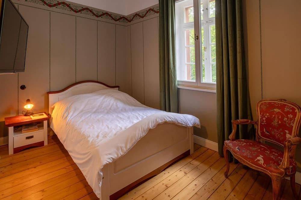 Einzelzimmer Dachgeschoß (mit Schräge) - Museumsbahnhof Ahütte, Pension in Üxheim, Vulkaneifel