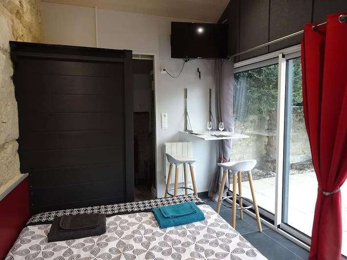 Appartement de vacances pour 2 personnes, avec Jacuzzi et Terrasse ainsi que Jardin et Piscine