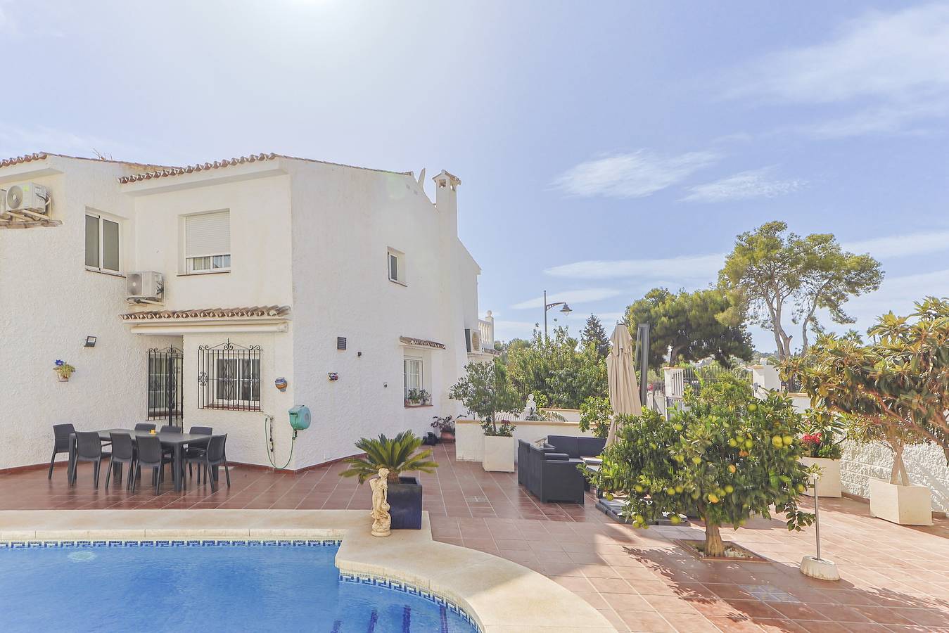 La Casa Blanca -holiday house with private swimmin in Sitio de Calahonda, Mijas