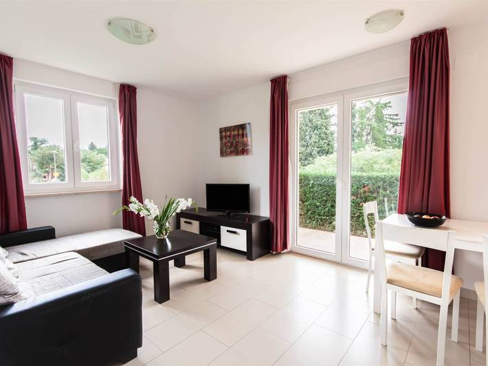 Ferienwohnung für 4 Personen, mit Terrasse und Garten