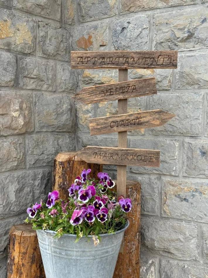 Ganze Wohnung, Ferienwohnung 'Veleza' mit Bergblick und Gemeinschaftsgarten in Auronzo di Cadore, Sextener Dolomiten
